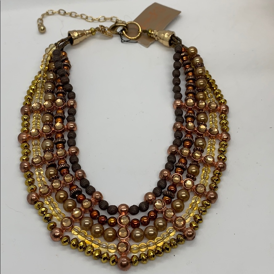 Stunning Statement Necklace - Treska Nwt 36$